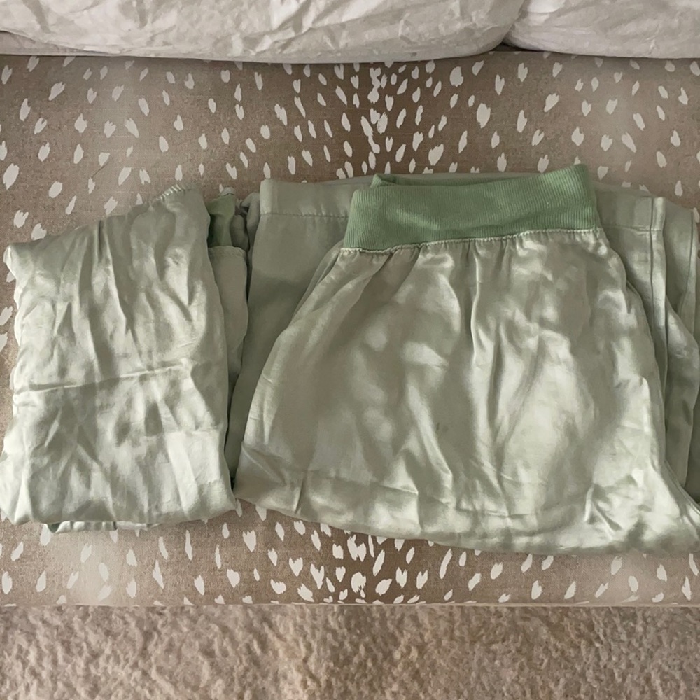 PJ HARLOW silk spaghetti strap top and long bottoms